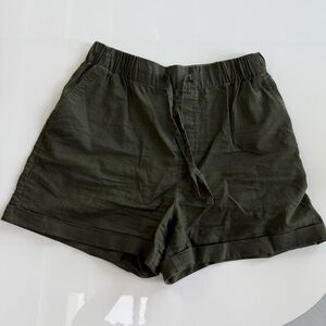 UNIQLO Green Linen Shorts